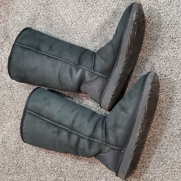 Sold Ugg Australia Women Classic Tall II Leather Sheepskin Boots shoes sz 10 - Picture 10 of 14